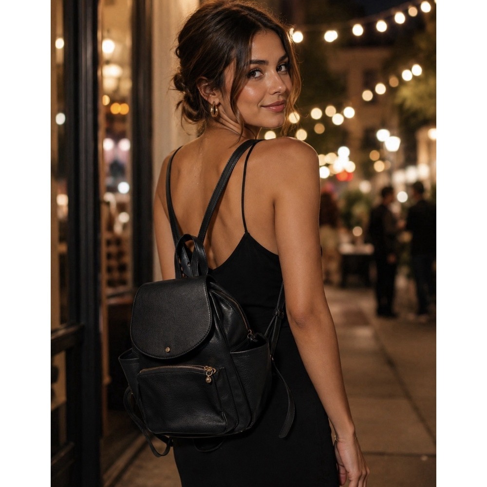 LC Lauren Conrad Black Backpack Women Zipper Accents Lined Gold Hardware